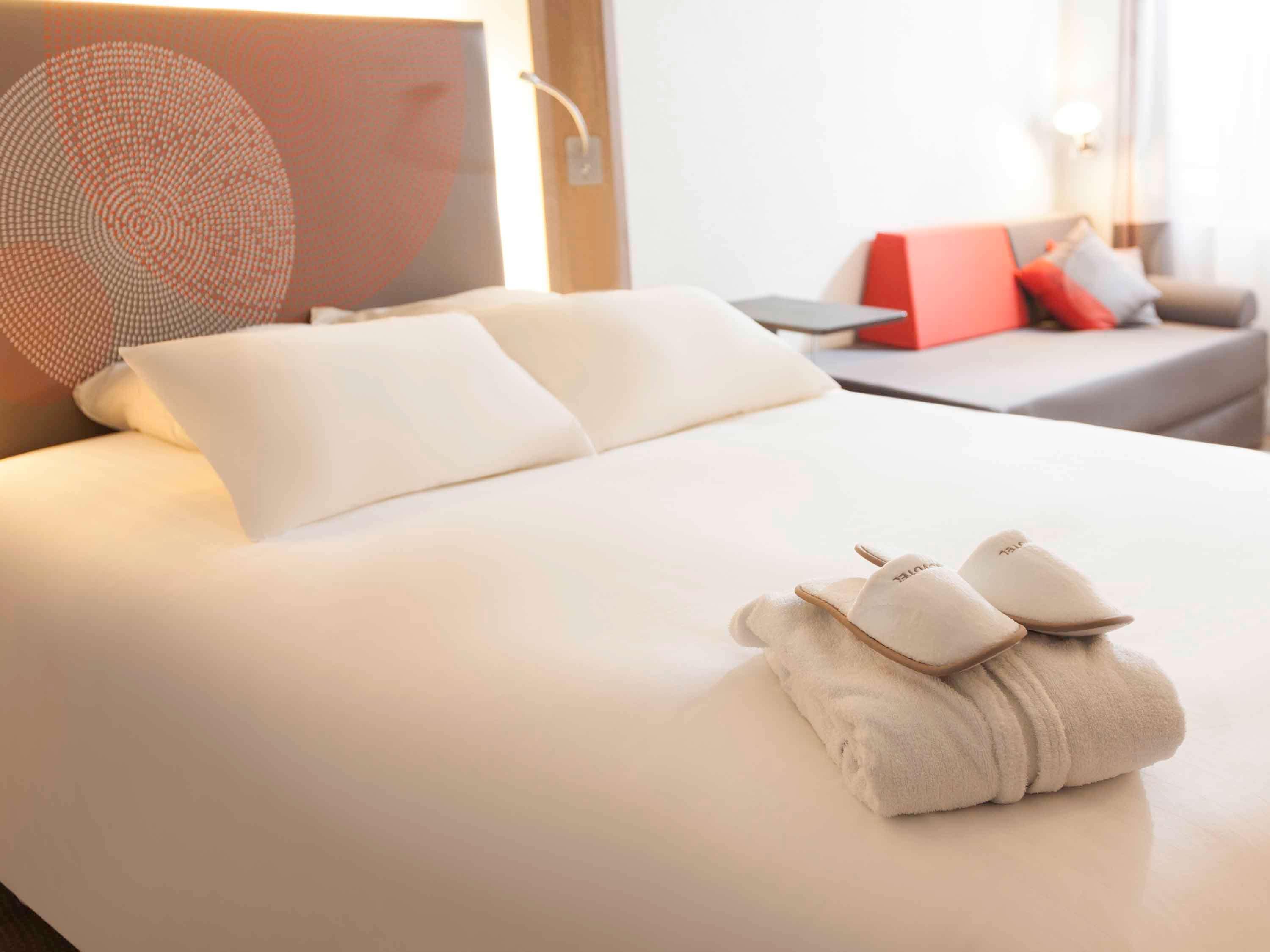 Novotel Paris 17 Екстериор снимка