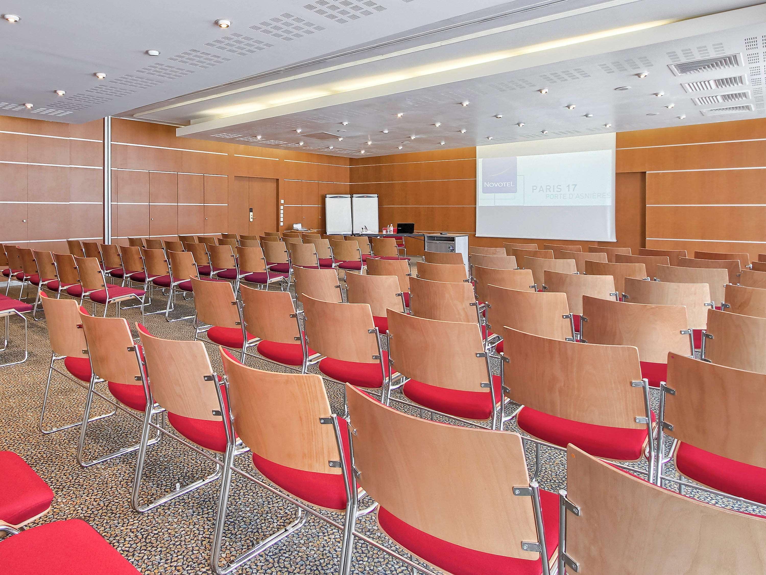Novotel Paris 17 Екстериор снимка