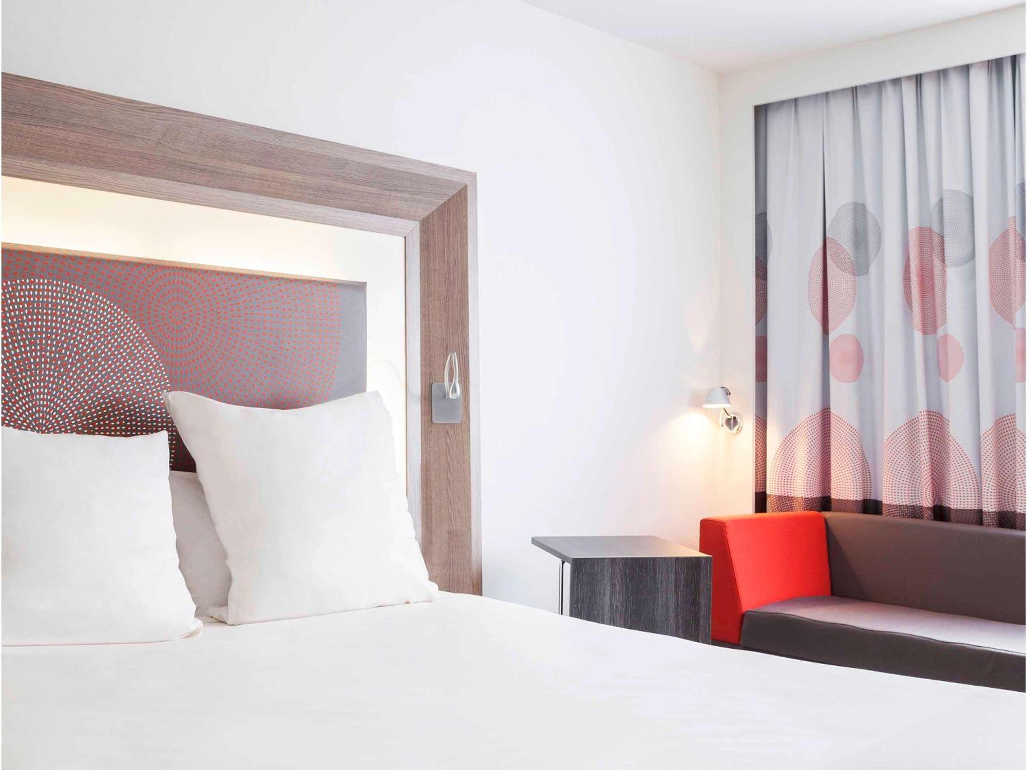 Novotel Paris 17 Екстериор снимка