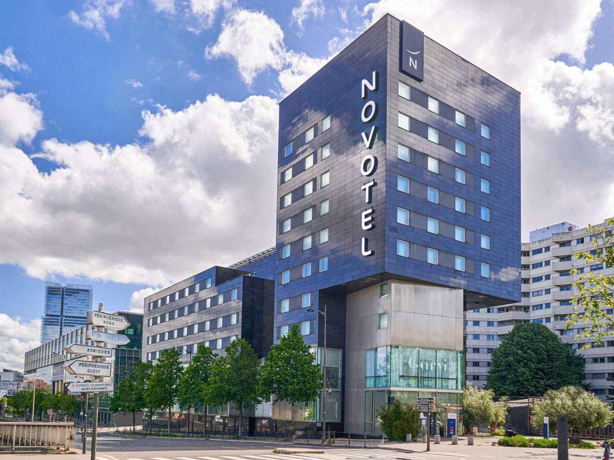 Novotel Paris 17 Екстериор снимка