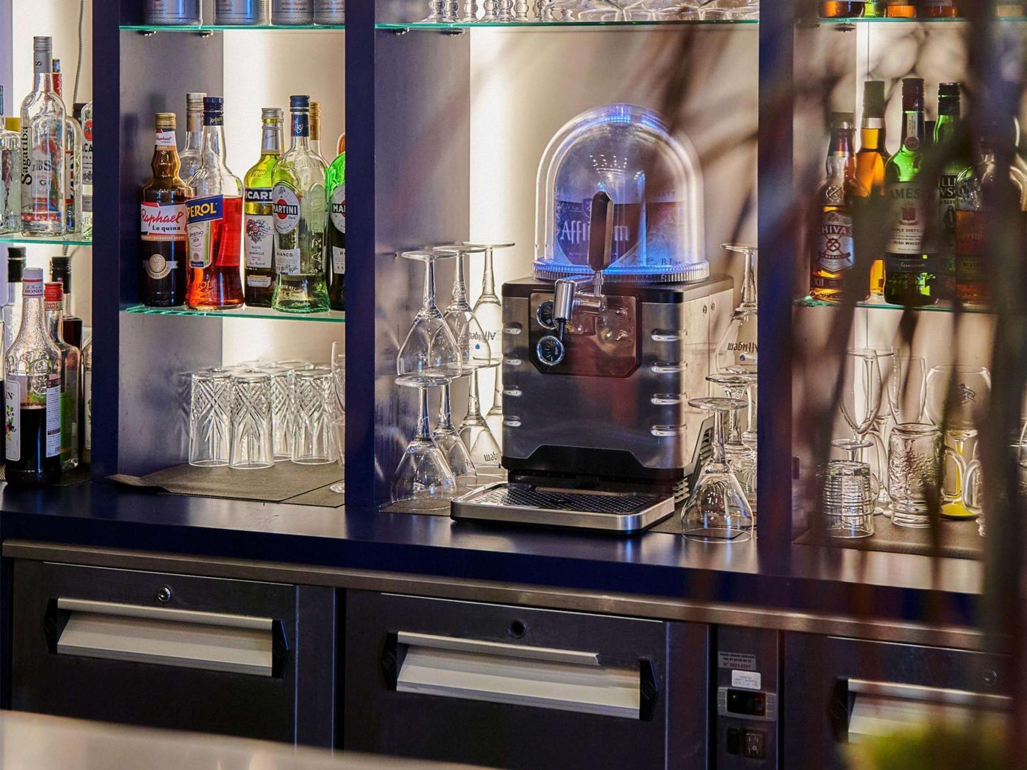 Novotel Paris 17 Екстериор снимка